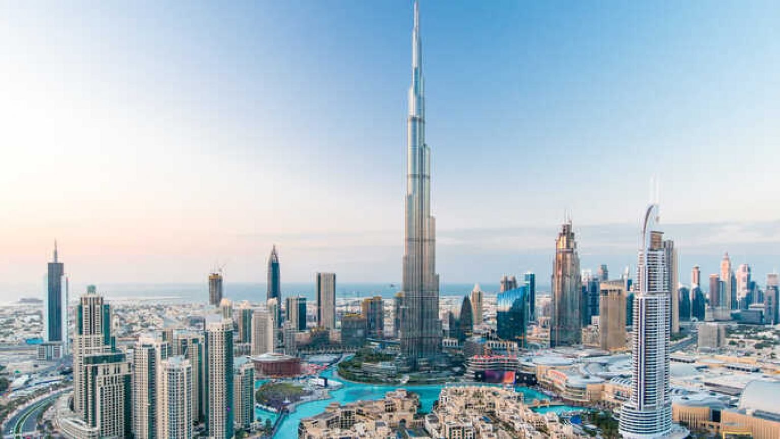 Burj Khalifa 124 & Lunch or Dinner at Rooftop, The Burj Club - New ...